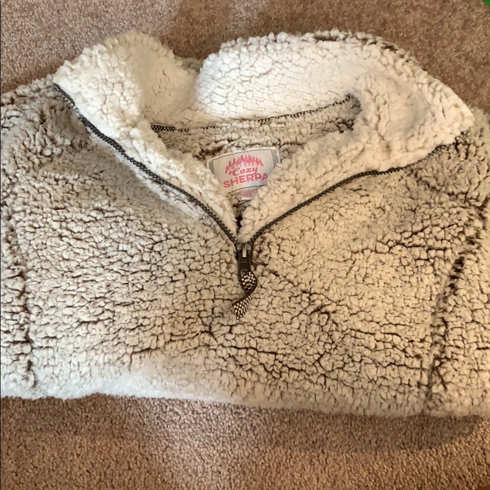 Cozy Sherpa! Never worn!